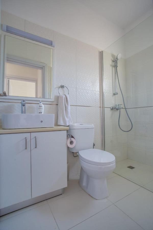Downtown Larnaca Apartment Exterior photo